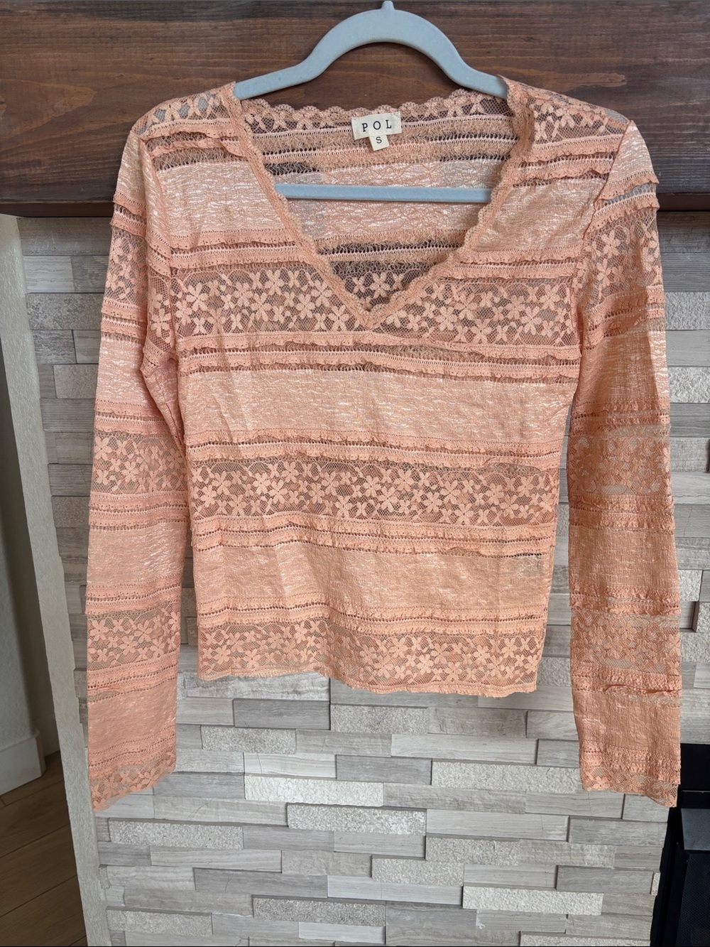 NEW POL Peach Crochet Lace Long Sleeve V-Neck Top